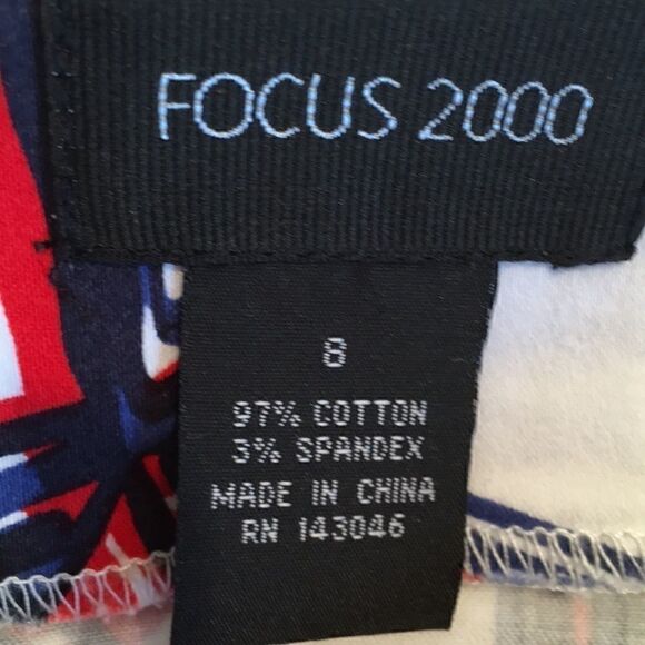 Focus 2000 pencil skirt red white blue abstract print stretch zippers 8 - Picture 7 of 7